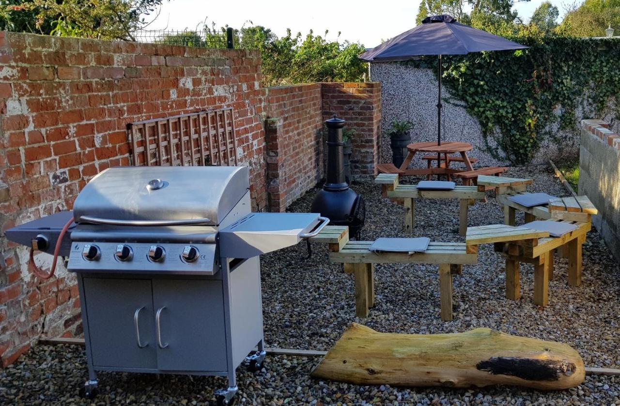 Hot Tub Pet Friendly Luxury Cosy Cottage, Near Withernsea And Patrington Welwick Exteriör bild