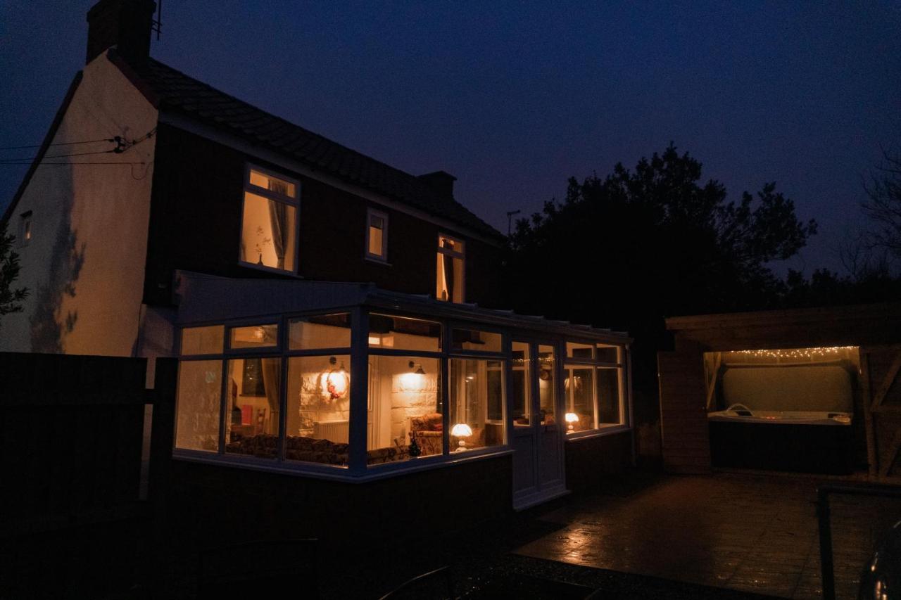 Hot Tub Pet Friendly Luxury Cosy Cottage, Near Withernsea And Patrington Welwick Exteriör bild